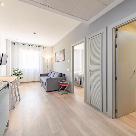 Apartment With Free Parking And Pool ボルムホス エクステリア 写真