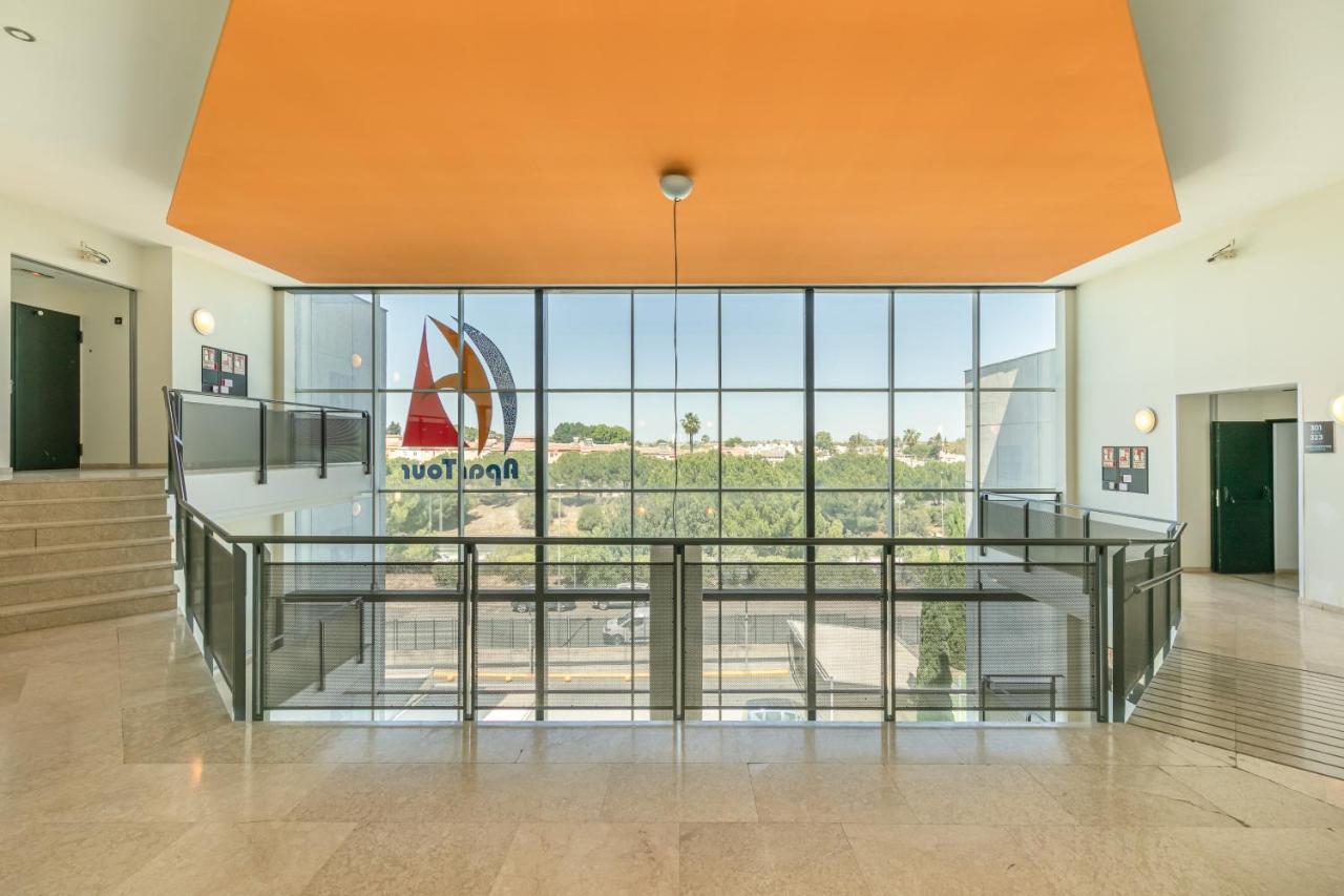 Apartment With Free Parking And Pool ボルムホス エクステリア 写真